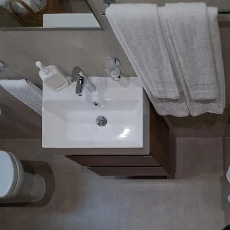 アパート ポートサイド マルサスカーラ