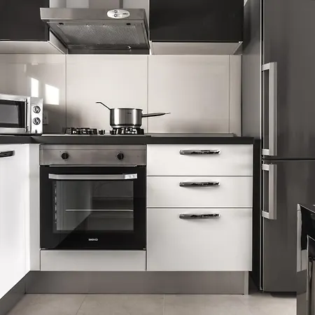 ポートサイド * マルサスカーラ