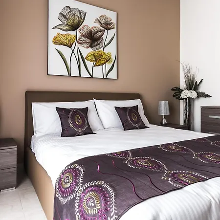 ポートサイド * マルサスカーラ