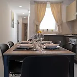 Apartment Portside