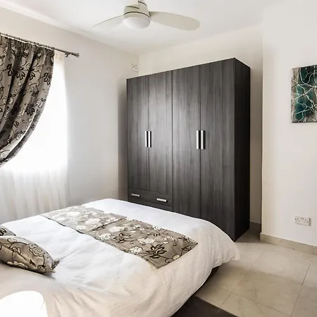 Portside Apartment
